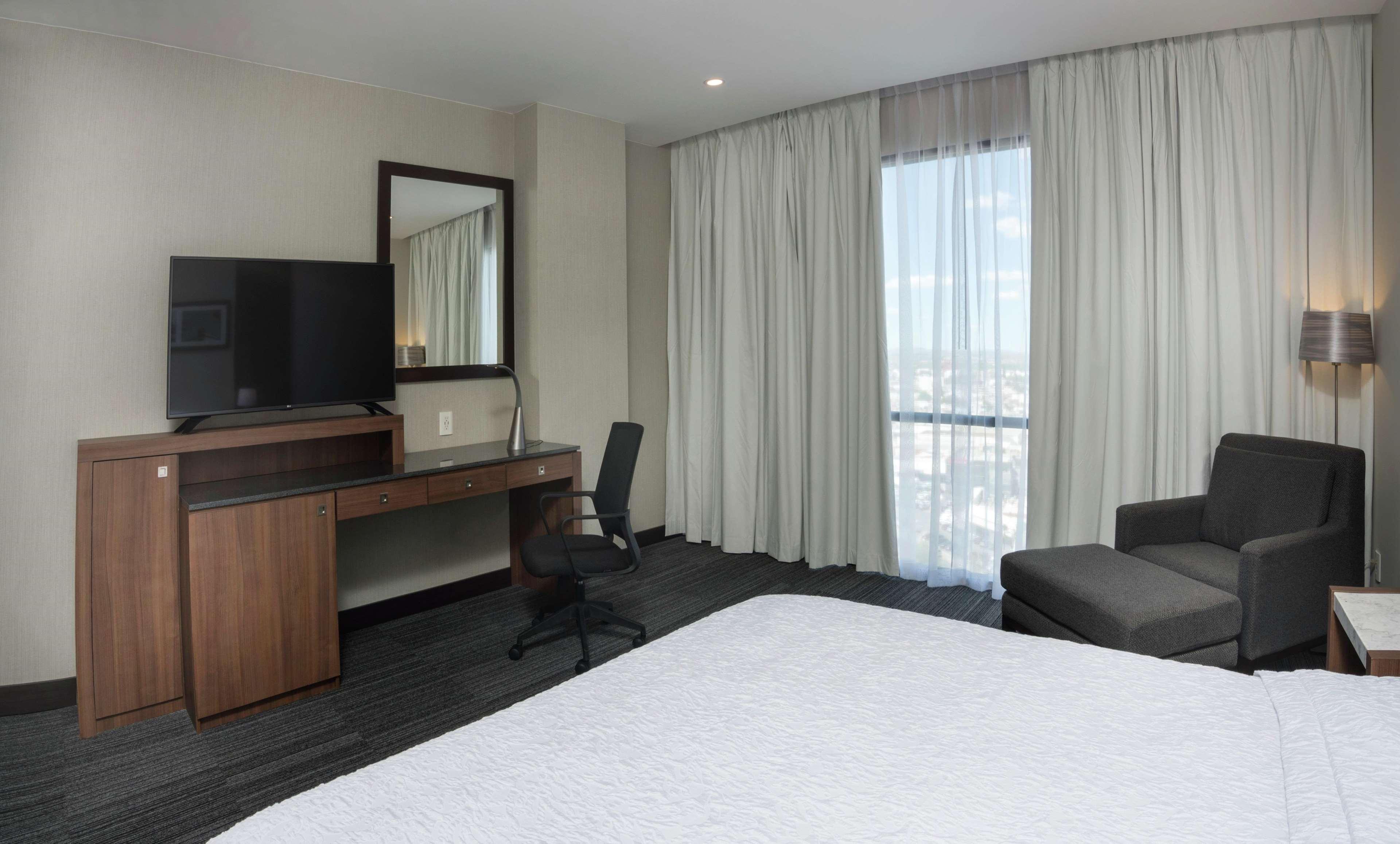 Hampton Inn And Suites San Luis Potosi Slp Εξωτερικό φωτογραφία