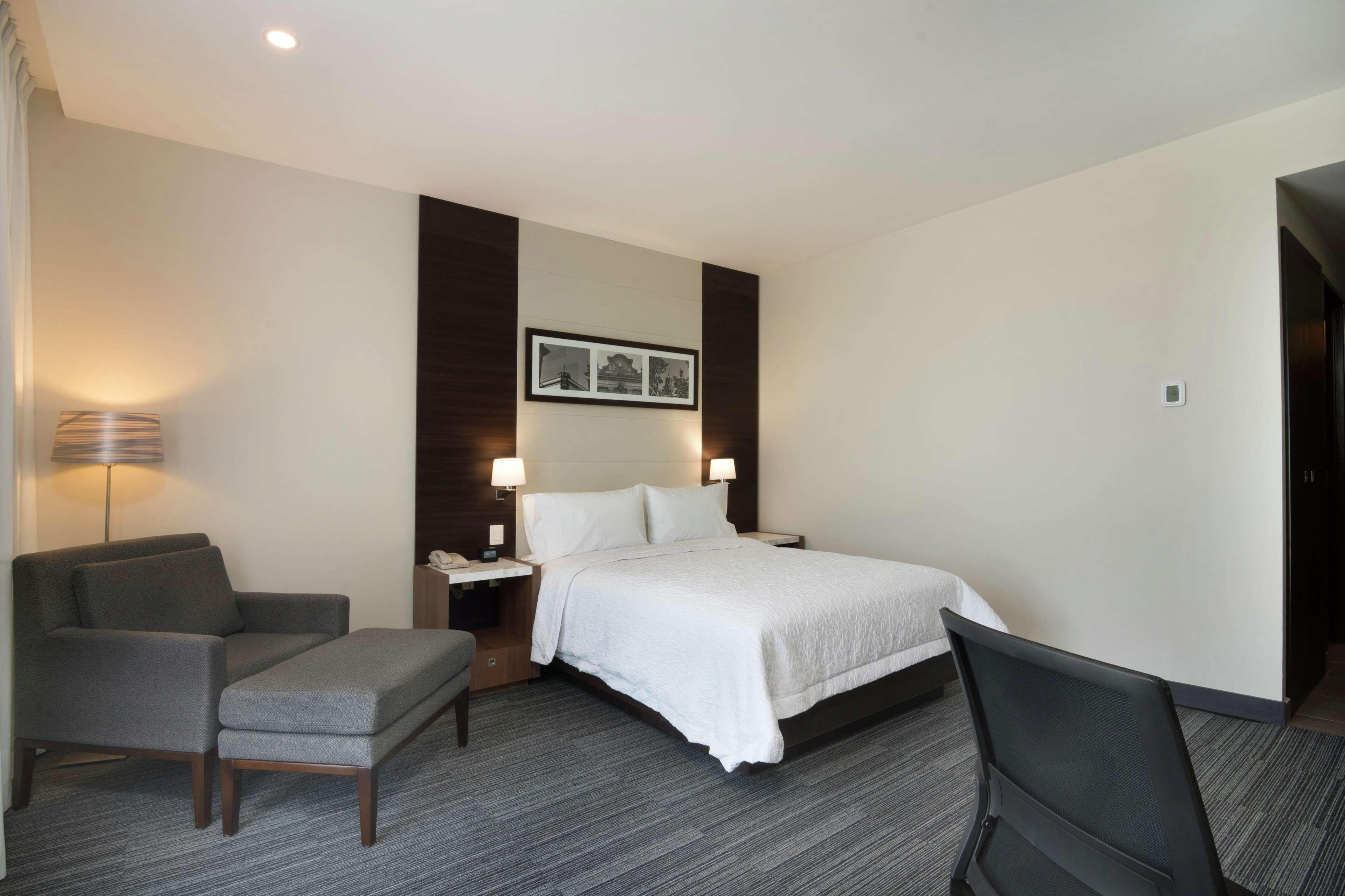 Hampton Inn And Suites San Luis Potosi Slp Εξωτερικό φωτογραφία