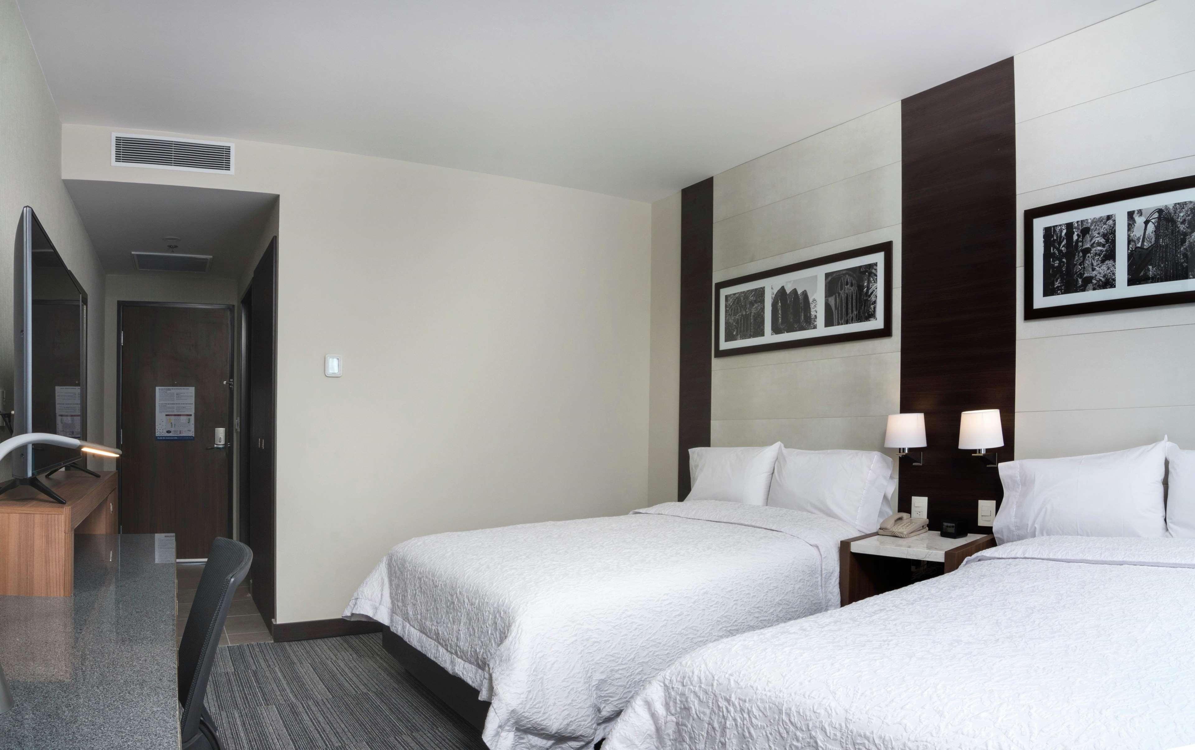 Hampton Inn And Suites San Luis Potosi Slp Εξωτερικό φωτογραφία