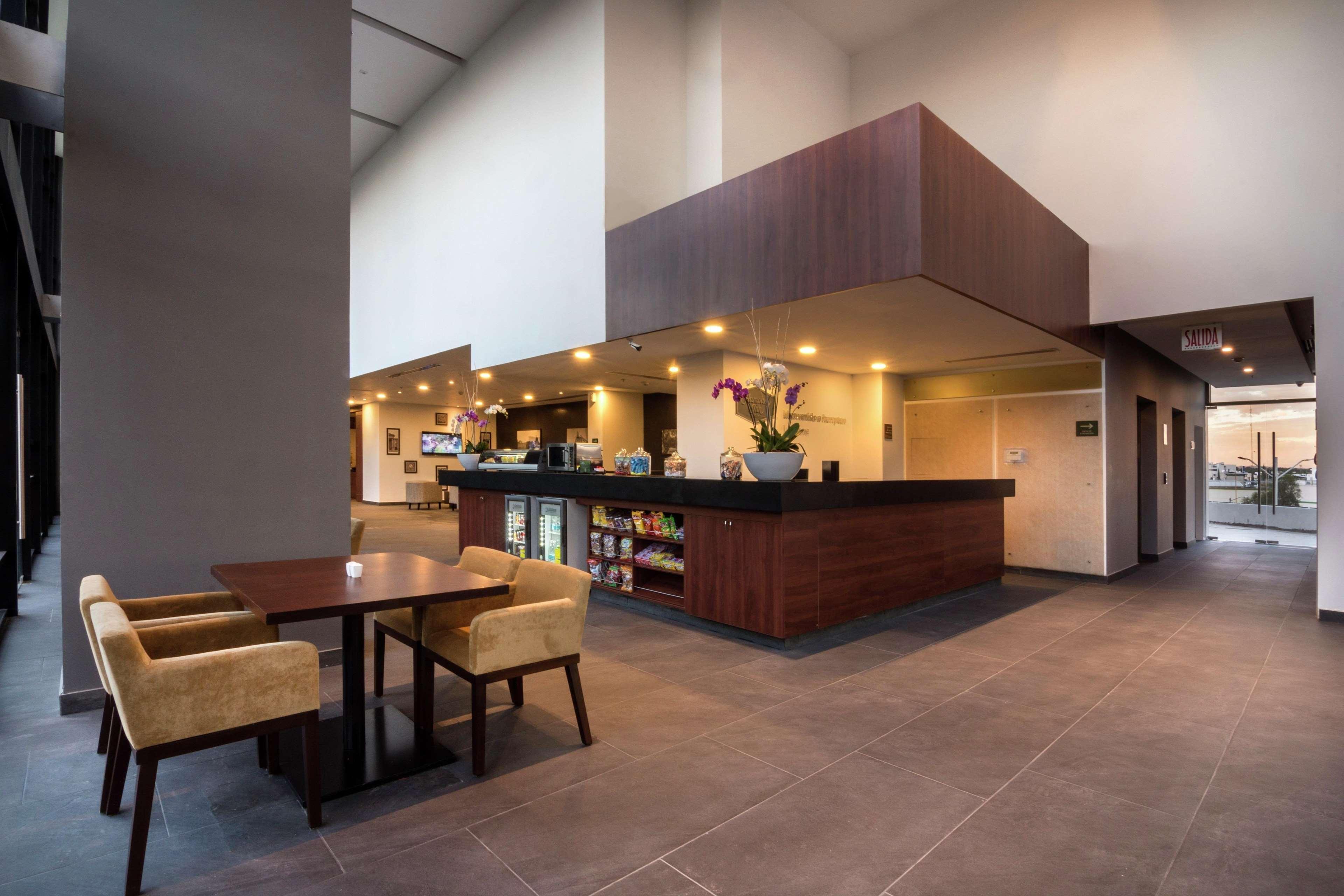 Hampton Inn And Suites San Luis Potosi Slp Εξωτερικό φωτογραφία