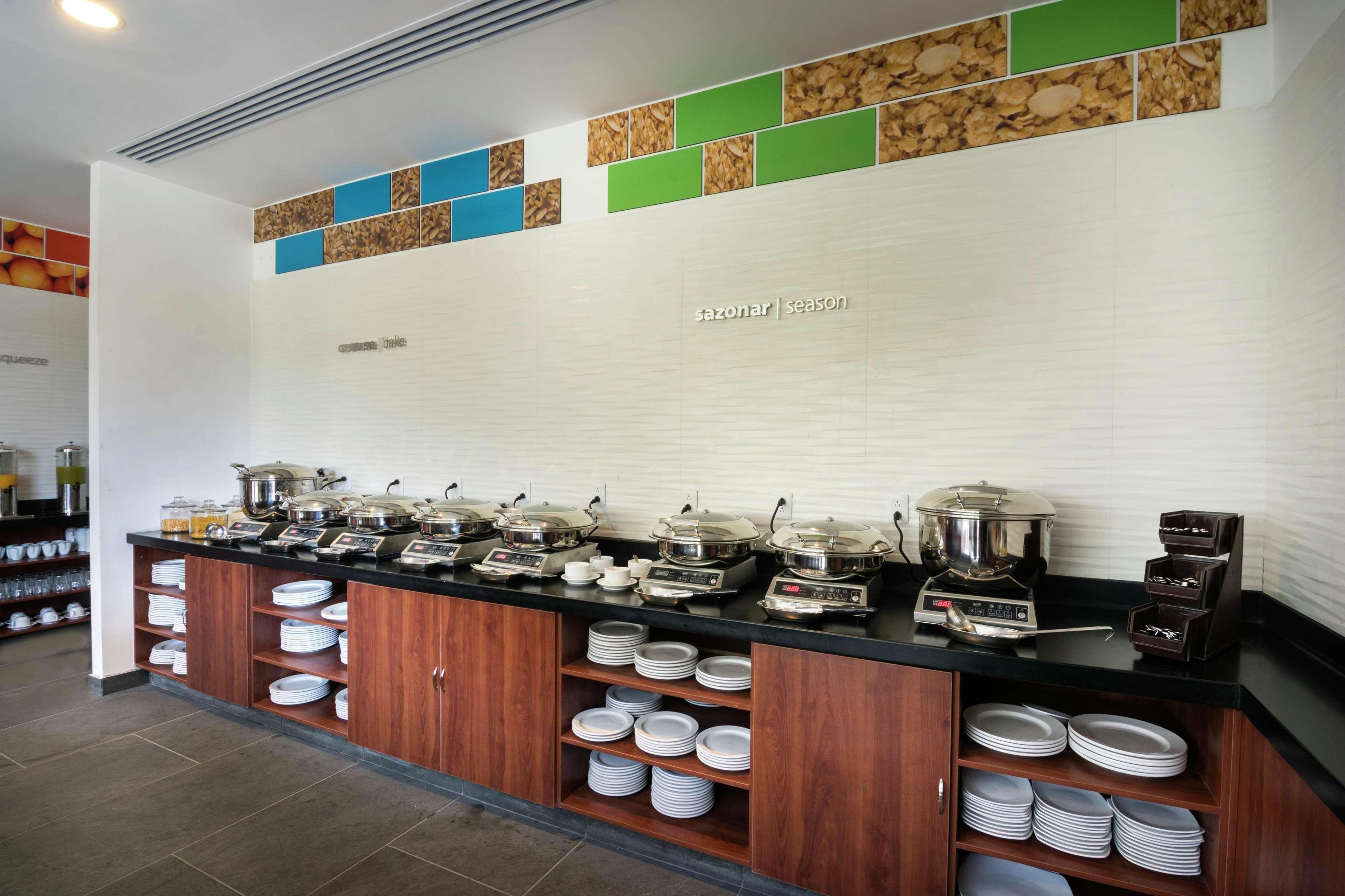 Hampton Inn And Suites San Luis Potosi Slp Εξωτερικό φωτογραφία